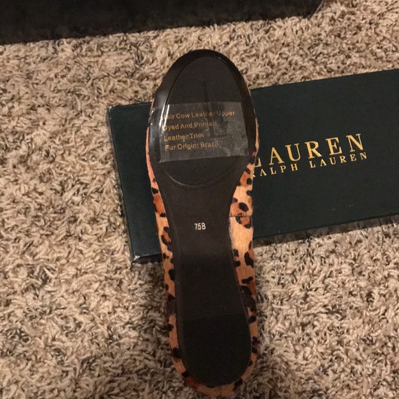 Ralph Lauren Leopard Print Flats - Picture 4 of 4